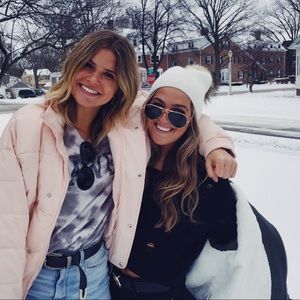 Meet your Posher, Abby